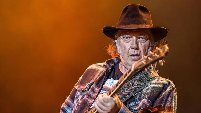 Neil Young And Crazy Horse Fu##in’ Up Review: Young and co. breathe new life into past glories