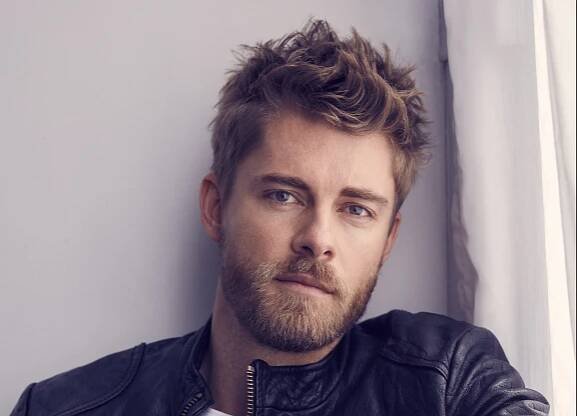 'Legacies': Luke Mitchell Joins CW Series As Recurring
