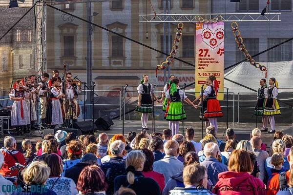 MFF Klatovy - vystoupení na Kolonádě