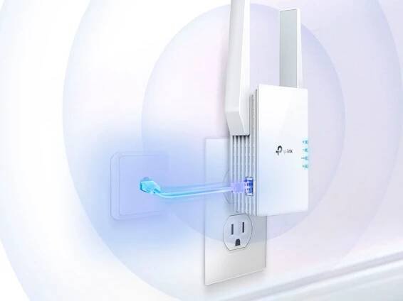 Extender TP-Link RE705X je mnohem více než jen pouhopouhý prodlužovač dosahu – zapojte ethernetový kabel do portu RJ-45 a rázem získáte 2pásmový přístupový bod s podporou 2×2 MIMO.