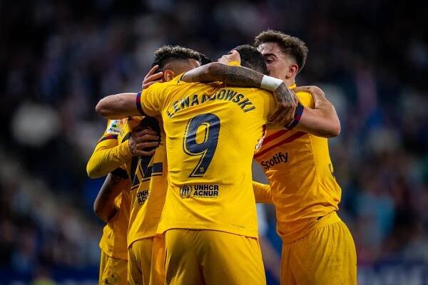 RCD Espanyol 2-4 FC Barcelona: Derby victory clinches the title!