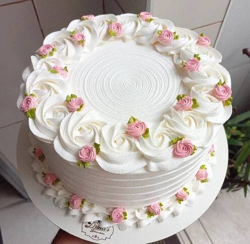 Pin by Anmol Karemore on anmol | Creative birthday cakes, Simple birthday cake, Pretty birthday cakes