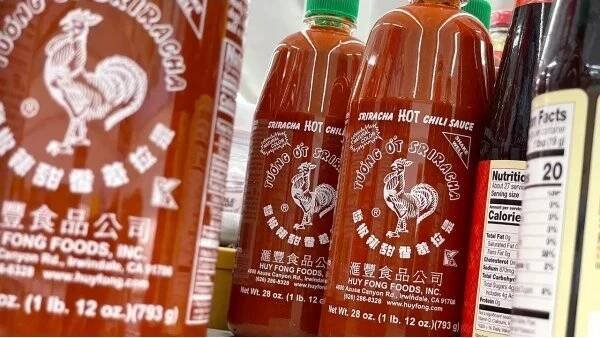 Huy Fong Foods Sriracha Hot Chilli omáčka 255 g