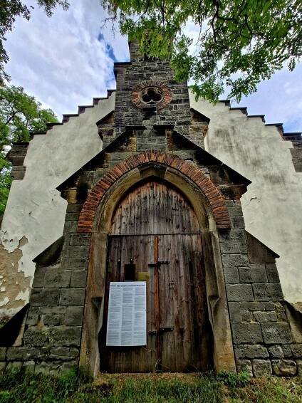 Kostel sv. Václava (Kostel) • Mapy.com