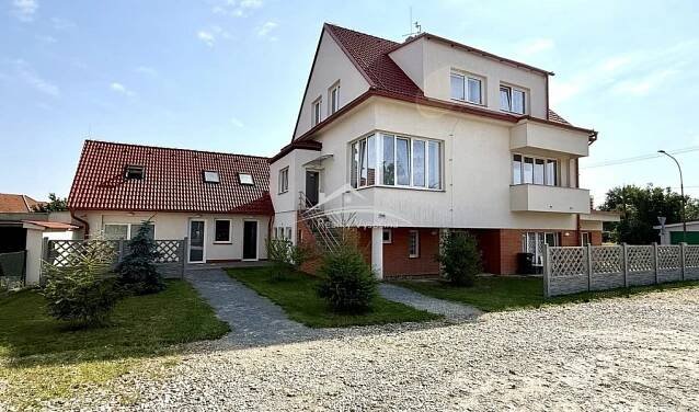 Pronájem mezonetového bytu 3+1 Moravské Budějovice | Reality.iDNES.cz 
