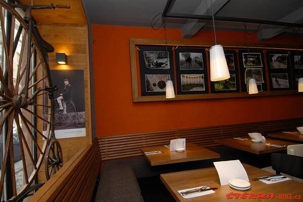 Cyklistická restaurace „KOLONIAL“ - Česká republika - Velo muzea - Velo muzea - ŠTĚRBA-BIKE.cz