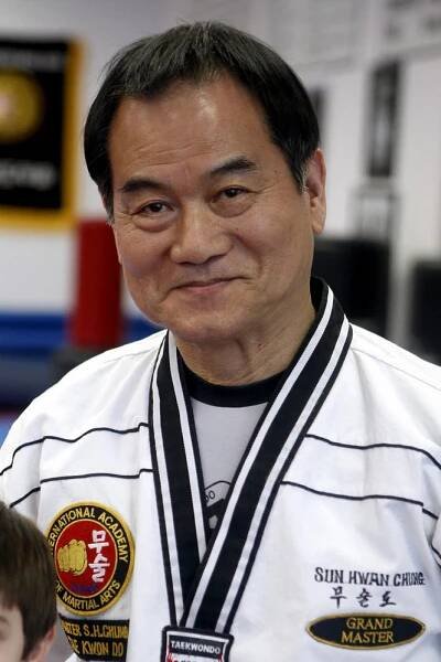 Sun-hwan Chung - Wikipedia