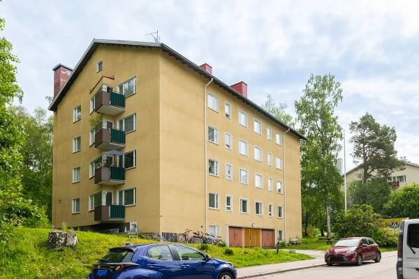 Minna Silvo | Yrittäjä, Kiinteistönvälittäjä LKV, LVV | RE/MAX Rubiini – Villa de Silvo LKV Oy