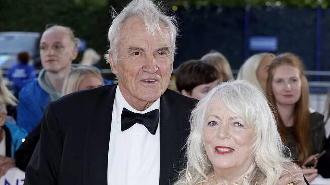 Alison Steadman reunites with co-star Larry Lamb at the NTAs