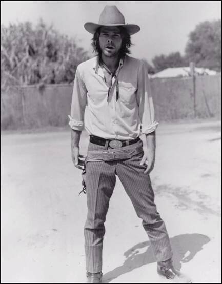 louiskraftwriter.com | Follow the winding trail of a writer as he walks a solitary road … 