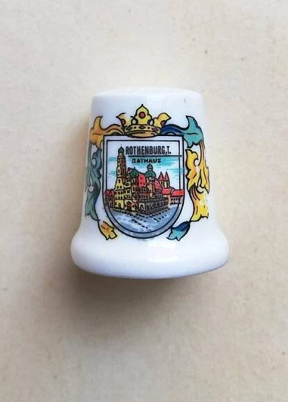 sběratelský náprstek porcelán, upomínka-suvenýr, Rothenburg, Něm.