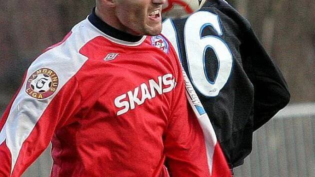 Konečně hraju fotbal jen pro pivo, říká kanonýr Zelenka