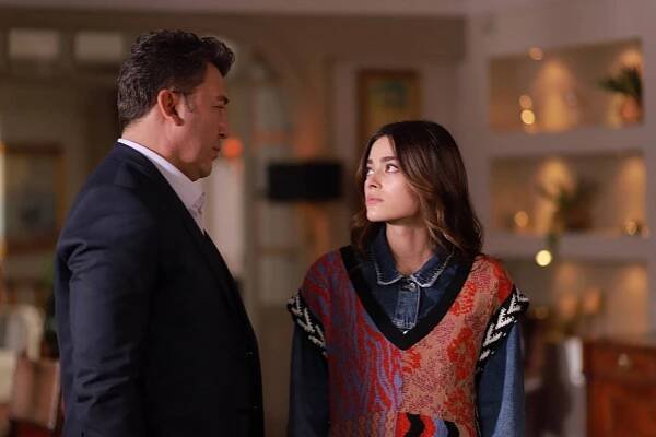 Bir Annenin Günahı - Episode 3 - Z filmu - Simay Barlas