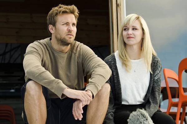 Dohonit vítr - Z filmu - Tobias Santelmann, Marie Blokhus
