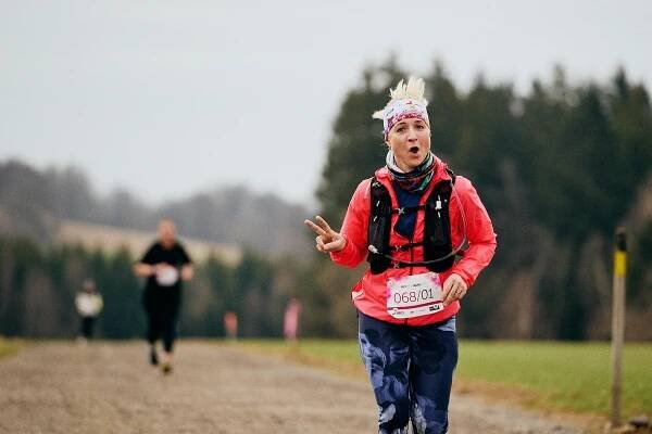 Zlato na poslední štafetě NoMen Run urvaly Saucony Meteor běhny