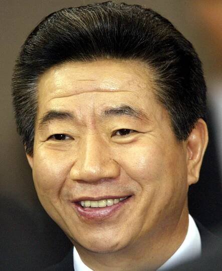 S. Korean court reinstatesRoh as president