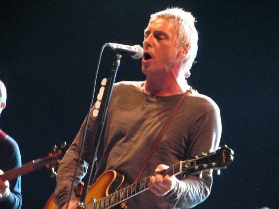 Audio / video: Paul Weller - Glad Times & Cosmic Fringes - Proti šedi