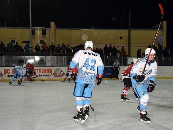 FOTO, VIDEO: Déšť ani sníh štěstí nepřinesly. Winter Classic Klatovy prohrály