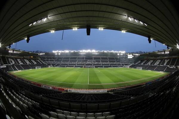 SALTEX: Experience RPR Stadium turf with Barenbrug