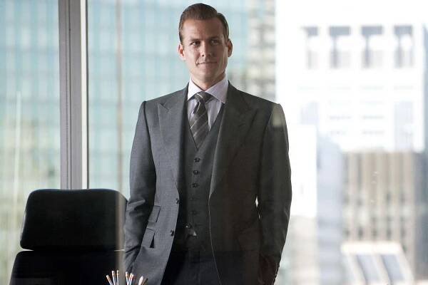 SUITS -- "Pilot" -- Pictured: Gabriel Macht as Harvey Specter 