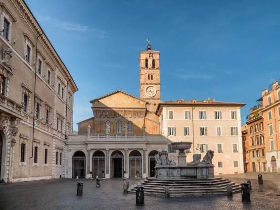 Piazza Santa Maria in Trastevere Rome