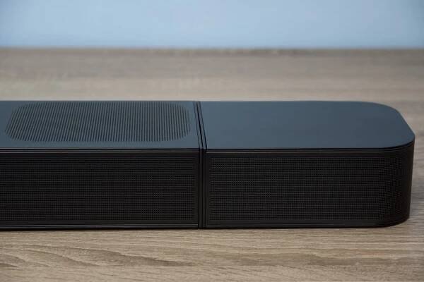 JBL Bar 800 - rear right connect 2