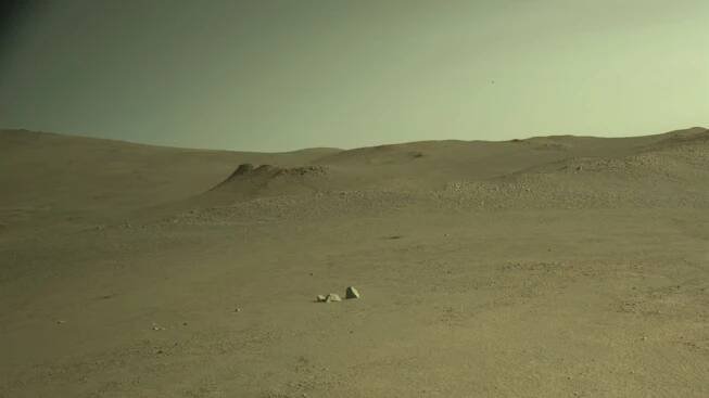 Perseverance Mars rover rolls over Soroya Ridge