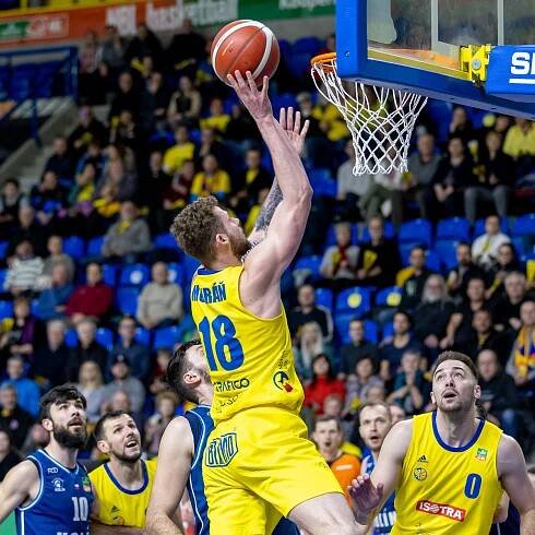 Opava zabrala, výhru nad Kolínem řídil reprezentant Mokráň.