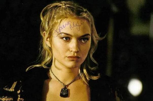 Sophia Myles Autograph