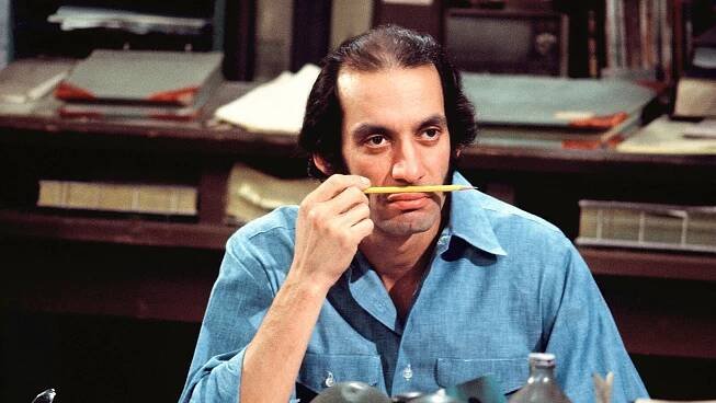 Gregory Sierra, 83, Actor Known for His Sitcom Work, Is Dead