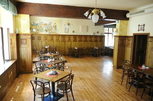 Švejk restaurant "U Pětatřicátníků"