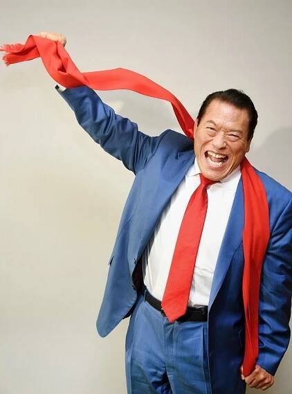 Zemřela legenda. Dvoumetrový Japonec zápasem s Alim položil základy MMA | TN.cz