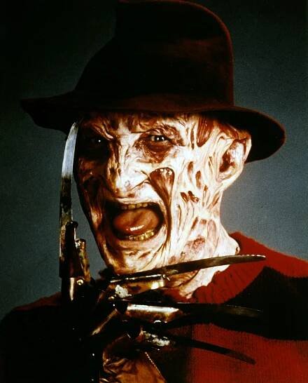 Tohle není kostým, ale krutá realita: Jsem opravdový Freddy Krueger, říká fanatik do modifikací. Přitom býval hezký kluk!