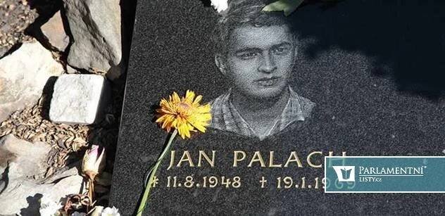 Před 43 lety se upálil Jan Palach. Na Olšanech proběhla vzpomínková akce