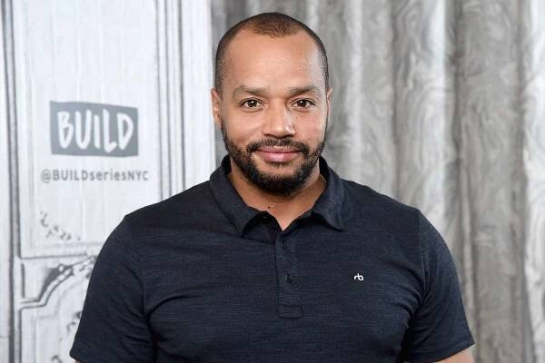 Legends of Tomorrow casts Donald Faison in mystery season 7 finale role