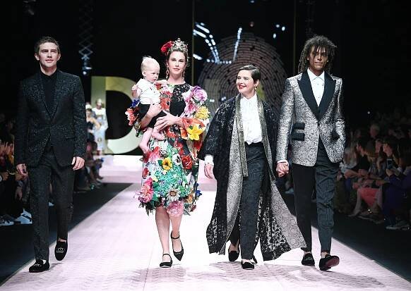 Dolce & Gabbana Milan Fashion Week S-S 2019 Runway: Pics