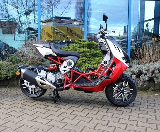 Italjet Dragster 125 MODEL 2023 SKLADEM