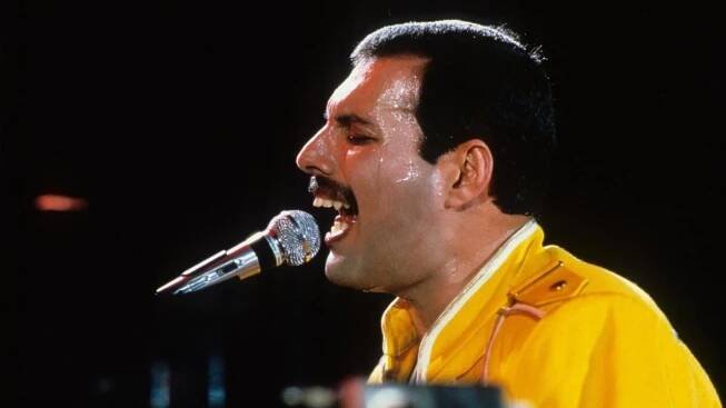 Legendární Freddie Mercury: Umíral v bolestech, přicházel i o zrak, před smrtí vysadil léky – eXtra.cz