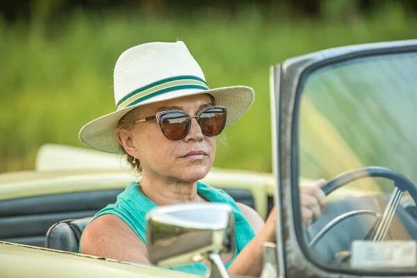 Amanda Redman