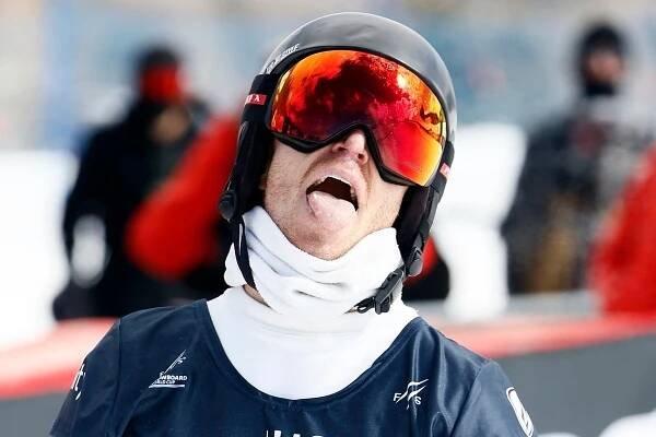 Legendární Shaun White pojede opět na OH, gratulovala mu i jeho sexy herečka