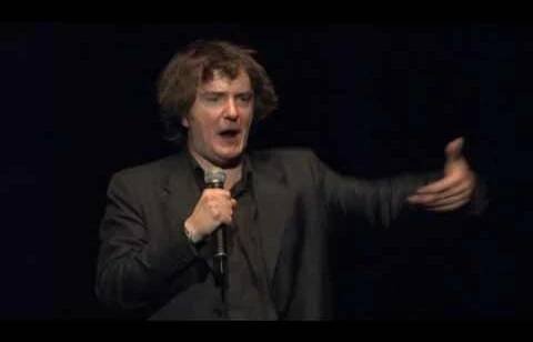 Dylan Moran o ránech - Videacesky.cz