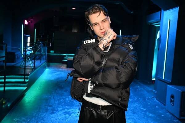 FOTO: Mikolas Josef se chystá na koncert v Lucerně. – stránka 16