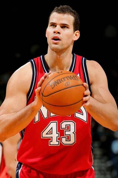 Kris Humphries #43 of the New Jersey Nets shoots a free throw during the game against the Golden State Warriors on January 22, 2010