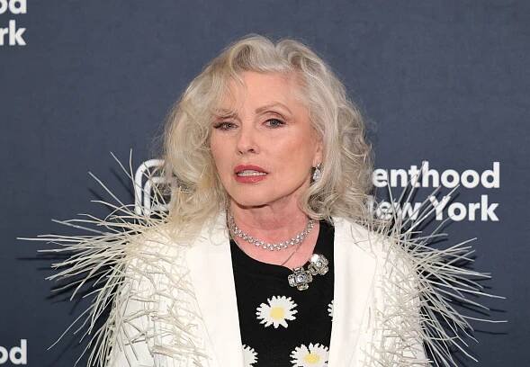 Ikona, která si vždycky šla svou cestou: Debbie Harry slaví osmdesátiny - Expres FM