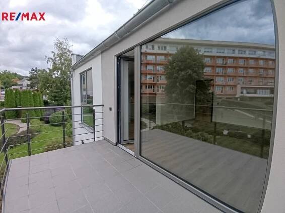 Pronájem bytu 3+kk, 72 m2, Bystřany