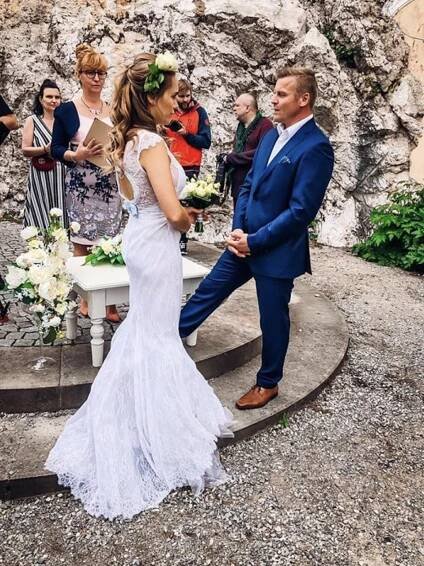Lucie Vondráčková se objevila ve svatebních šatech - Zivot