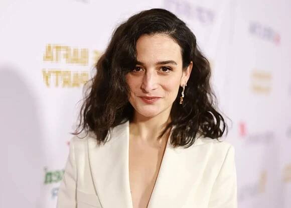 27 Facts About Jenny Slate