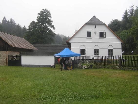 Na Šlakhamru zvonily kovadliny. Kováři předváděli své umění. Podívejte se