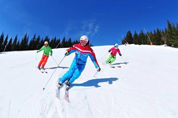 Lyžařská škola SKOL MAX - Špindlerův Mlýn | Špindlerův-Mlýn.com