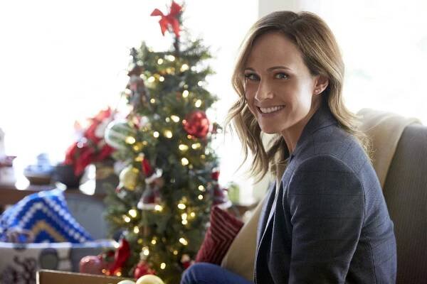 Nikki DeLoach - Actress